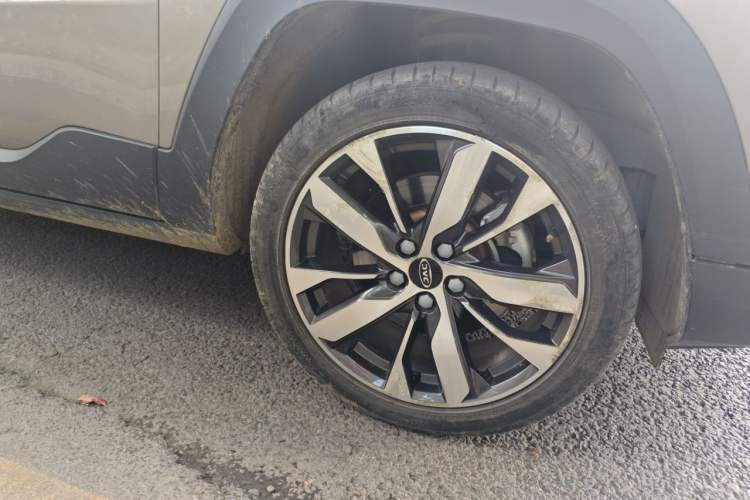 Used JAC Group Refine S4 2019 1.5T Manual Overdrive Model Right Front Wheel Hub
