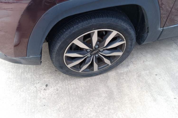 Used JAC Group Refine S4 2020 1.5T Manual Dream II Type Left Front Wheel Hub