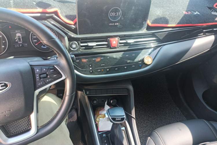Used JAC Group Refine S4 2020 1.5T CVT Superior Trim Audio And AC Panel