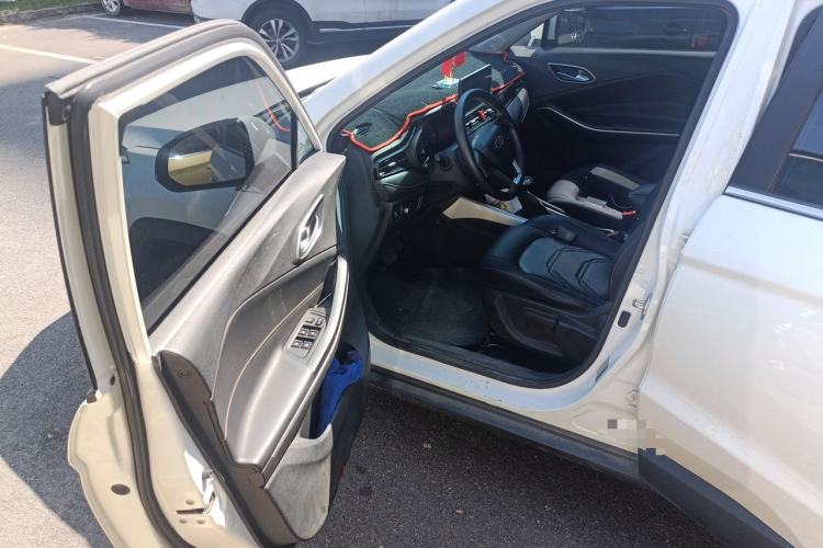 Used JAC Group Refine S4 2020 1.5T CVT Superior Trim Interior 3