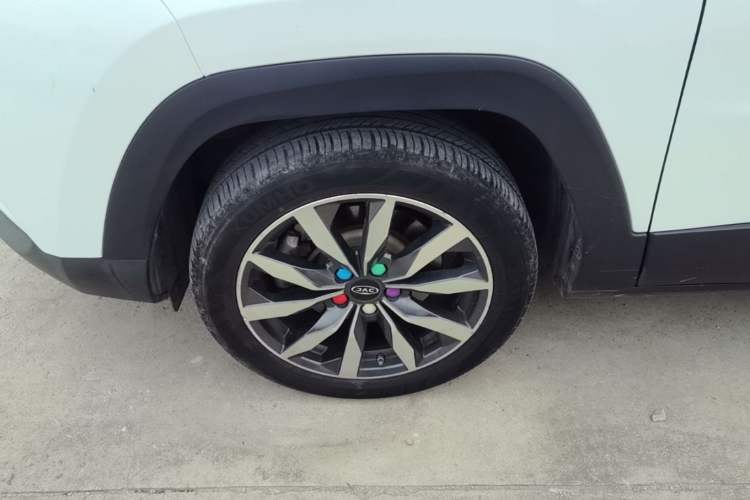 Used JAC Group Refine S4 2020 1.5T CVT Superior Trim Left Front Wheel Hub