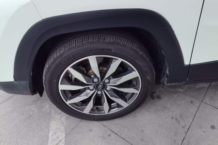 Used JAC Group Refine S4 2020 1.5T CVT Superior Trim Left Front Wheel Hub