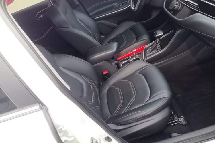 Used JAC Group Refine S4 2020 1.5T CVT Superior Trim Right Front Seat