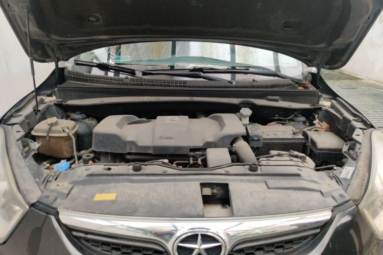 Used JAC Group Refine S5 2013 2.0T Manual Luxury Edition Engine Bay