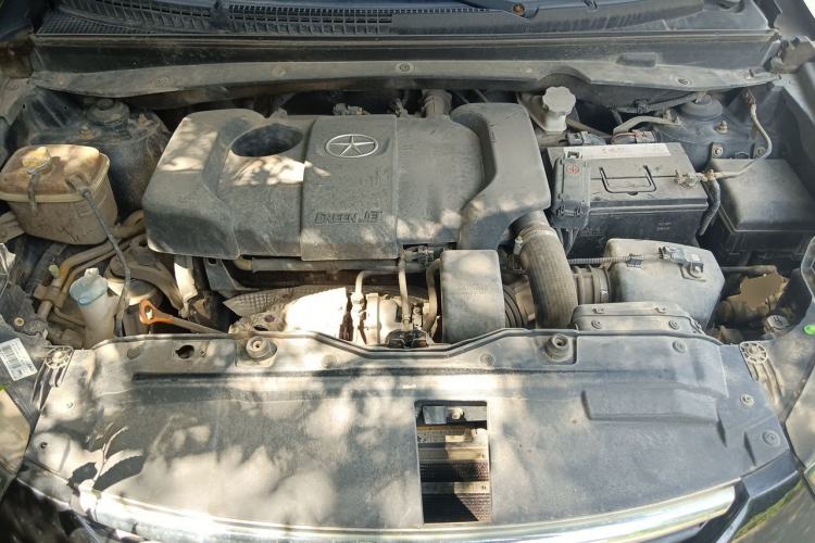 Used JAC Group Refine S5 2013 2.0T Manual Luxury Edition Engine Bay