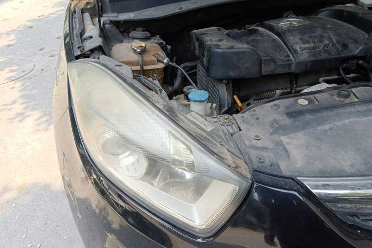 Used JAC Group Refine S5 2013 2.0T Manual New Edition Engine Bay Right