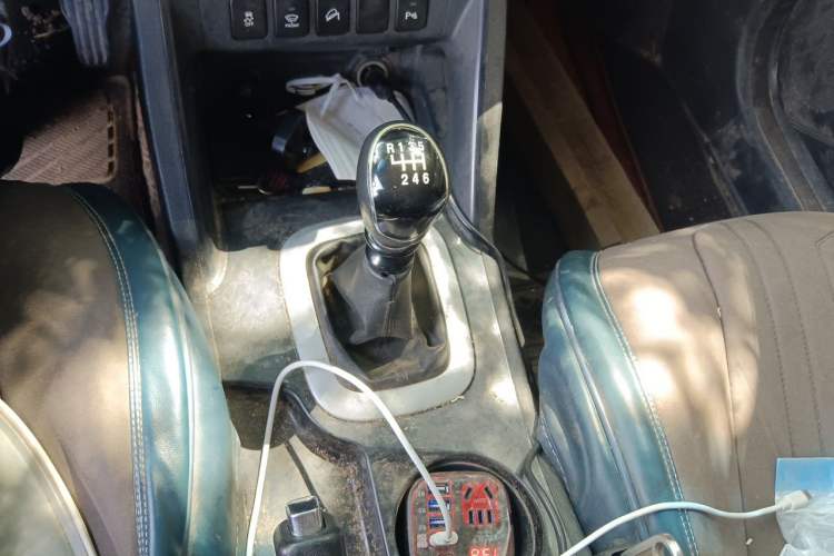 Used JAC Group Refine S5 2013 2.0T Manual Luxury Edition Gear Lever