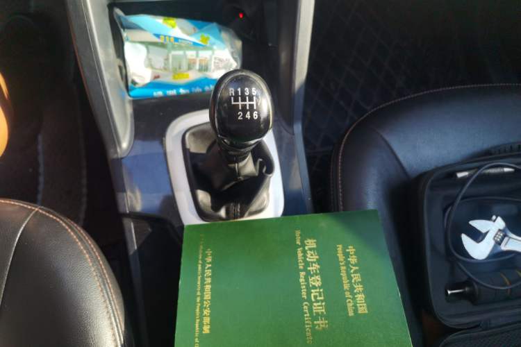 Used JAC Group Refine S5 2013 2.0T Manual Luxury Edition Gear Lever