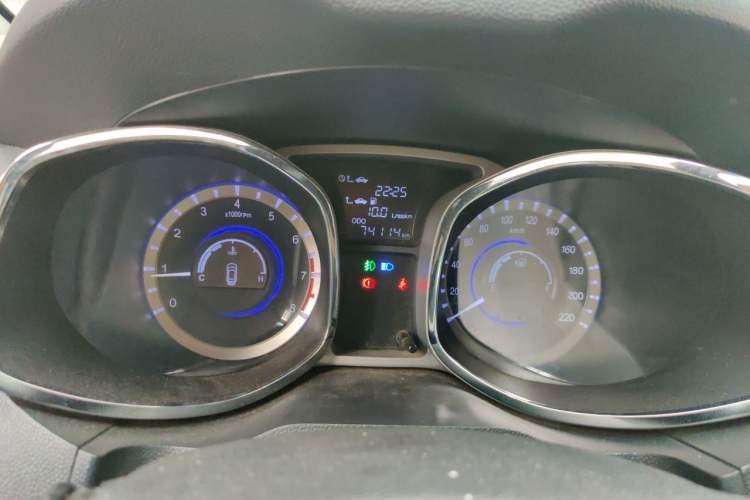 Used JAC Group Refine S5 2013 2.0T Manual Luxury Edition Instrument Cluster