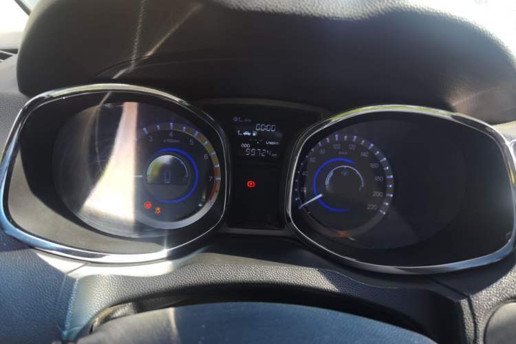 Used JAC Group Refine S5 2013 2.0T Manual Luxury Edition Instrument Cluster