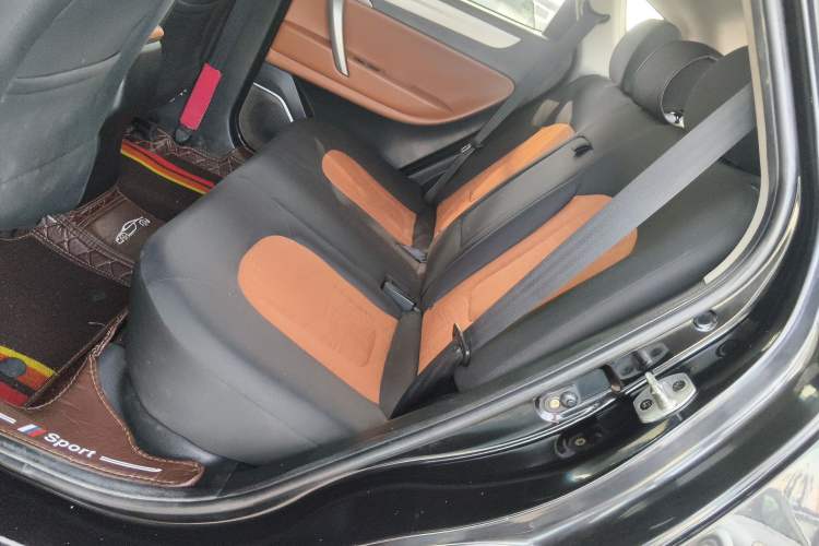 Used JAC Group Refine S5 2013 2.0L Manual Luxury Edition Left Rear Seat