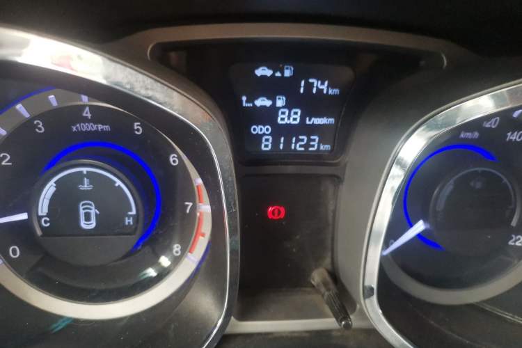 Used JAC Group Refine S5 2013 1.8T Manual New Edition Odometer Close Up
