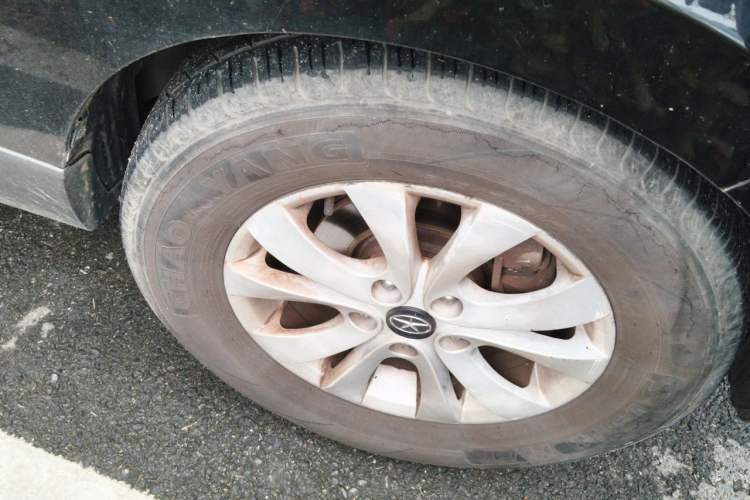 Used JAC Group Refine S5 2013 1.8T Manual New Edition Right Front Wheel Hub