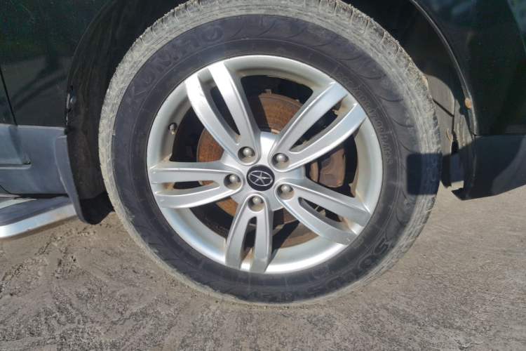 Used JAC Group Refine S5 2013 2.0T Manual Luxury Edition Right Front Wheel Hub