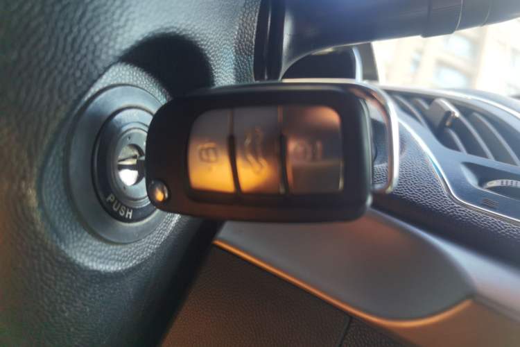 Used JAC Group Refine S5 2013 2.0T Manual Luxury Edition Vehicle Key