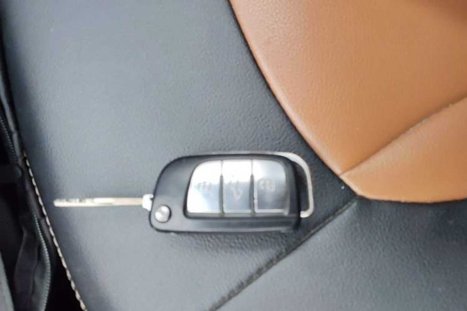 Used JAC Group Refine S5 2013 2.0L Manual Luxury Edition Vehicle Key