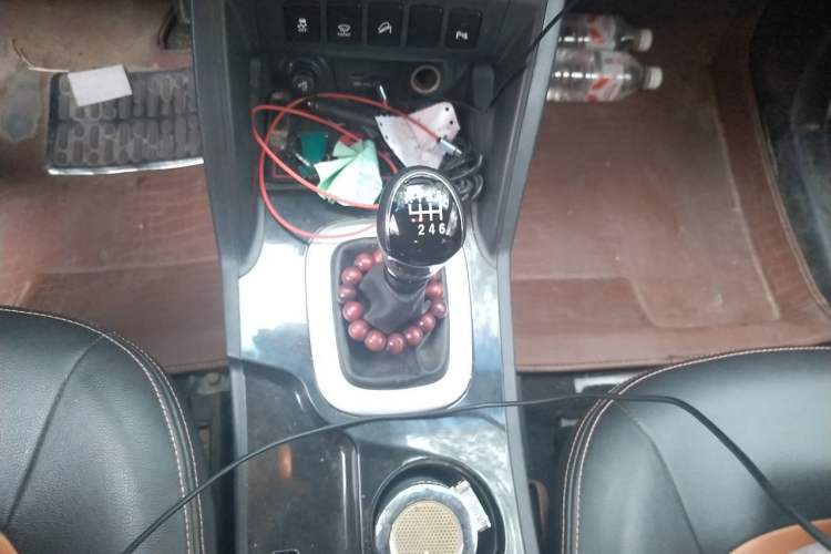 Used JAC Group Refine S5 2013 2.0T Manual Luxury Edition Gear Lever