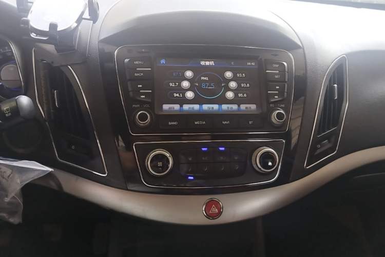 Used JAC Group Refine S5 2013 2.0L Manual Elite Edition Audio And AC Panel
