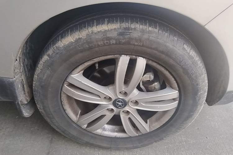 Used JAC Group Refine S5 2013 2.0L Manual Elite Edition Right Front Wheel Hub