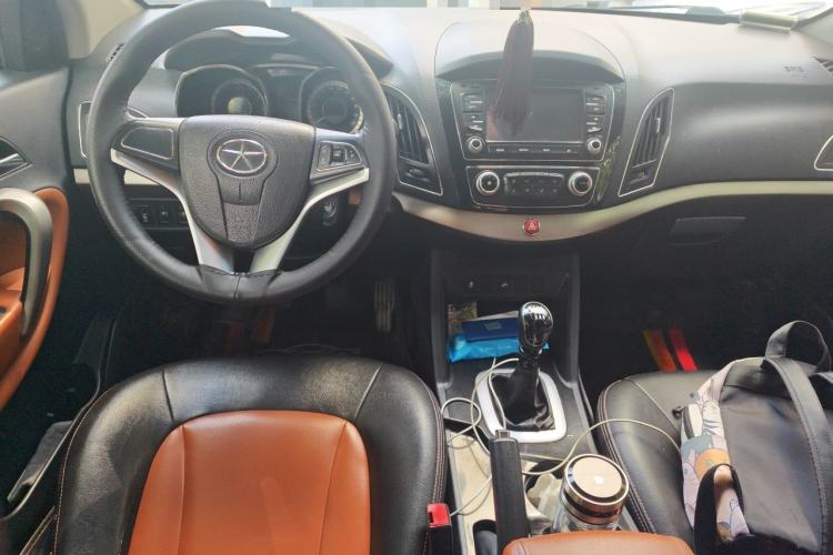 Used JAC Group Refine S5 2013 2.0T Manual New Edition Center Console