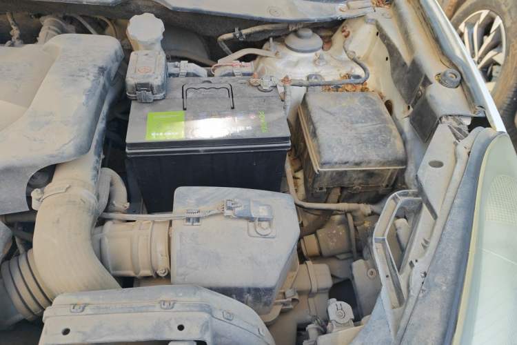 Used JAC Group Refine S5 2013 2.0T Manual New Edition Engine Bay Left