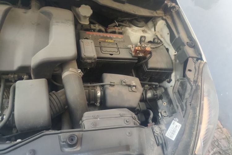 Used JAC Group Refine S5 2013 2.0T Manual New Edition Engine Bay Left