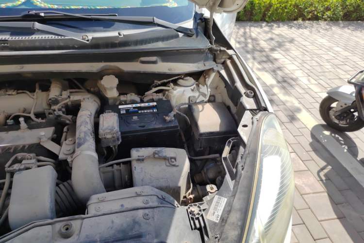 Used JAC Group Refine S5 2013 2.0T Manual New Edition Engine Bay Left