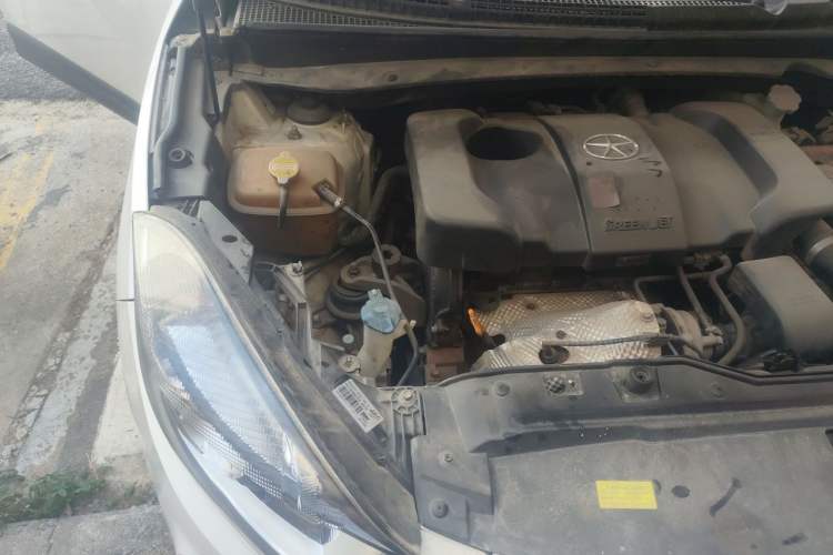 Used JAC Group Refine S5 2013 2.0T Manual New Edition Engine Bay Right