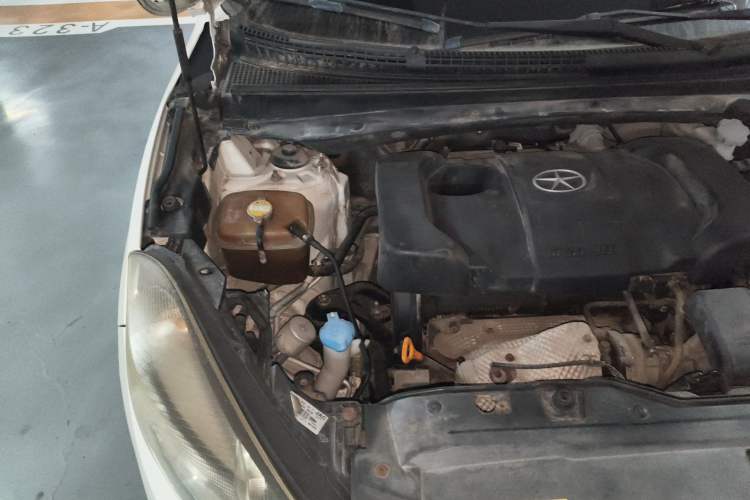 Used JAC Group Refine S5 2013 1.8T Manual New Edition Engine Bay Right