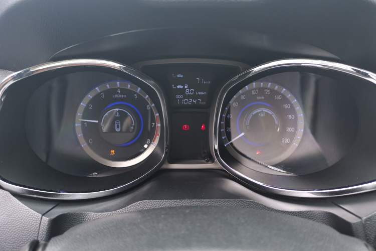 Used JAC Group Refine S5 2013 2.0T Manual Luxury Edition Instrument Cluster