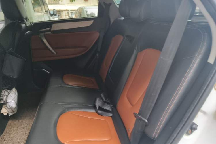 Used JAC Group Refine S5 2013 2.0T Manual Luxury Edition Left Rear Seat