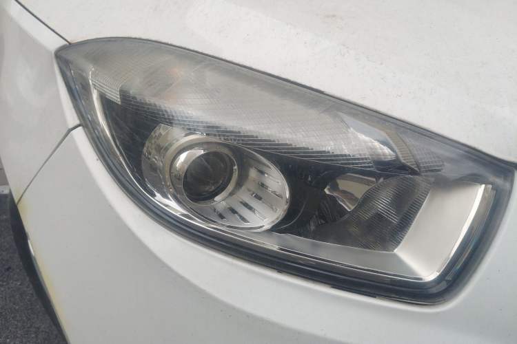 Used JAC Group Refine S5 2013 2.0T Manual Luxury Edition Right Front Headlight
