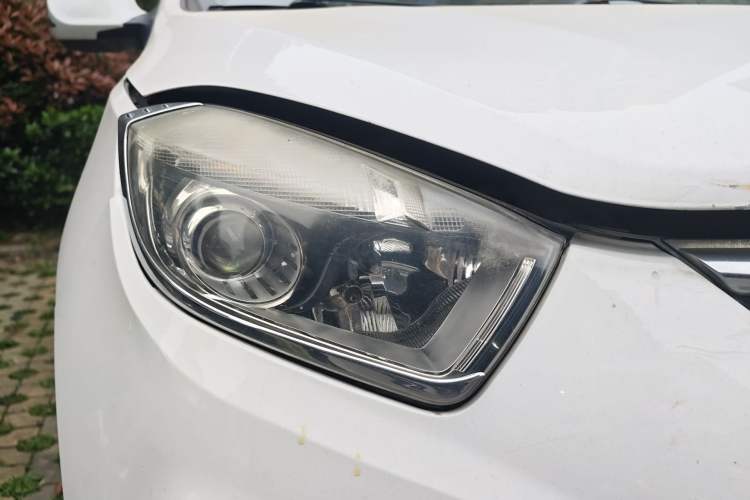 Used JAC Group Refine S5 2013 2.0L Manual Luxury Edition Right Front Headlight