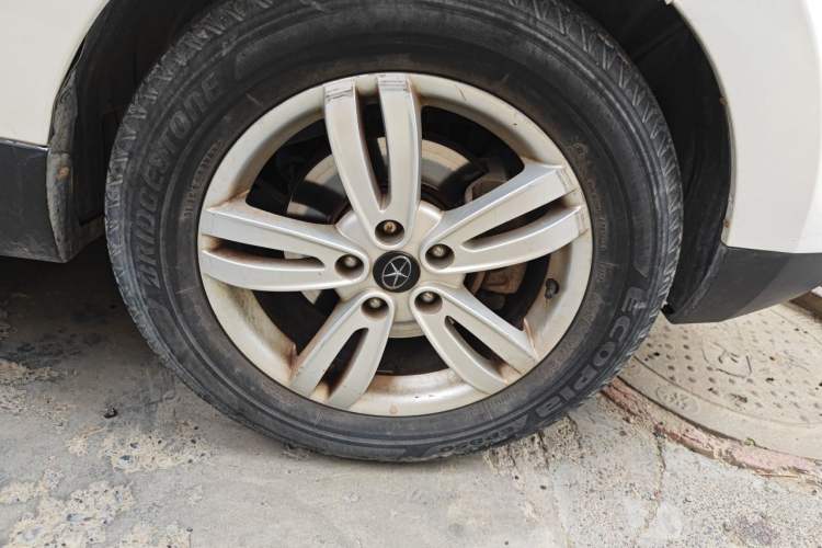 Used JAC Group Refine S5 2013 2.0T Manual Luxury Edition Right Front Wheel Hub