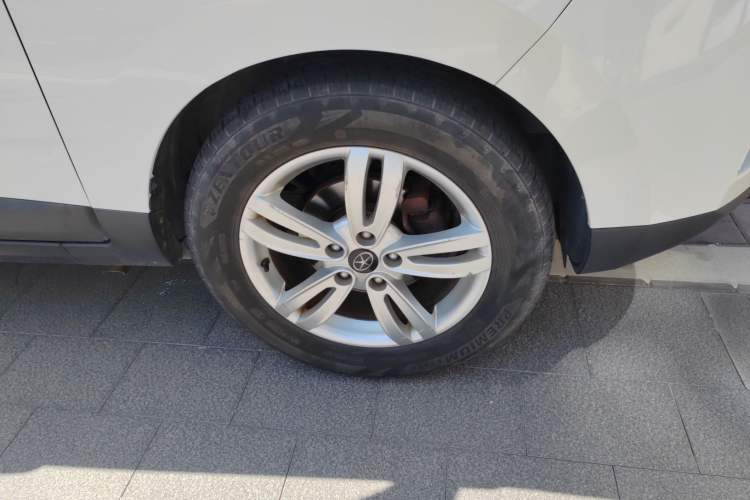 Used JAC Group Refine S5 2013 2.0T Manual New Edition Right Front Wheel Hub