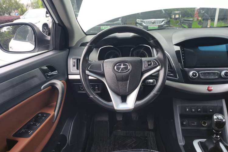 Used JAC Group Refine S5 2013 2.0T Manual Luxury Edition Steering Wheel