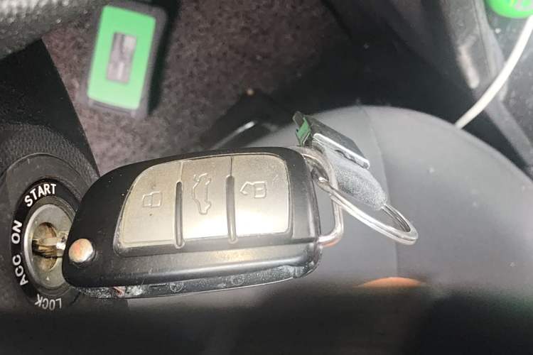 Used JAC Group Refine S5 2013 2.0L Manual Luxury Edition Vehicle Key