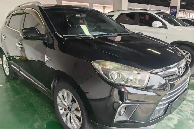 Used JAC Group Refine S5 2014 2.0T Automatic Luxury Edition Exterior 2