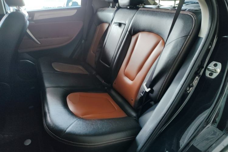Used JAC Group Refine S5 2014 2.0T Automatic Luxury Edition Left Rear Seat