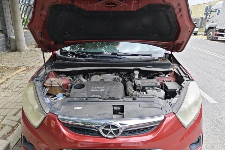 Used JAC Group Refine S5 2014 1.5T Manual Luxury Edition Engine Bay