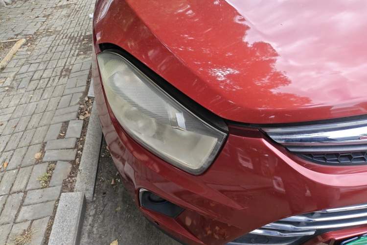 Used JAC Group Refine S5 2014 1.5T Manual Luxury Edition Right Front Headlight