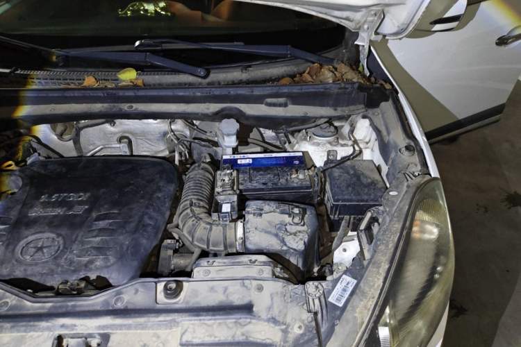 Used JAC Group Refine S5 2014 1.5T Manual Luxury Edition Engine Bay Left
