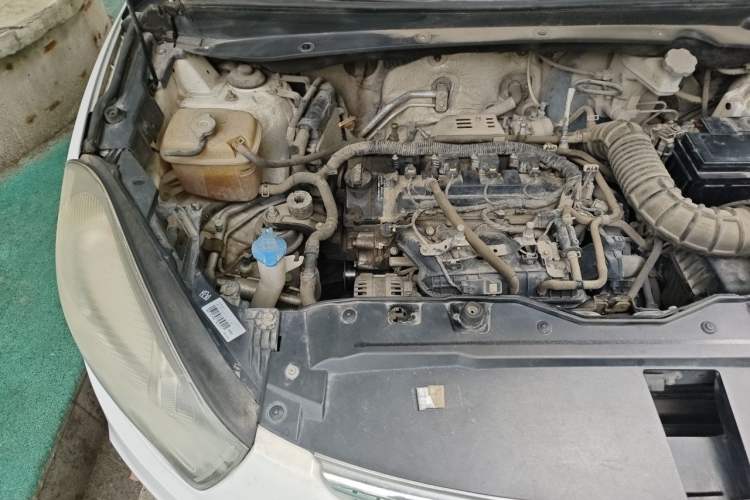 Used JAC Group Refine S5 2014 1.5T Manual Luxury Edition Engine Bay Right