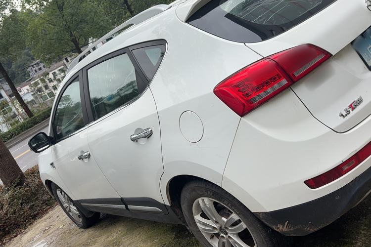 Used JAC Group Refine S5 2014 1.5T Manual Luxury Edition Exterior 5