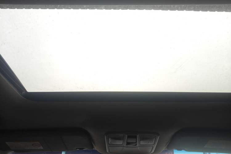 Used JAC Group Refine S5 2014 2.0T Automatic Luxury Edition Headliner