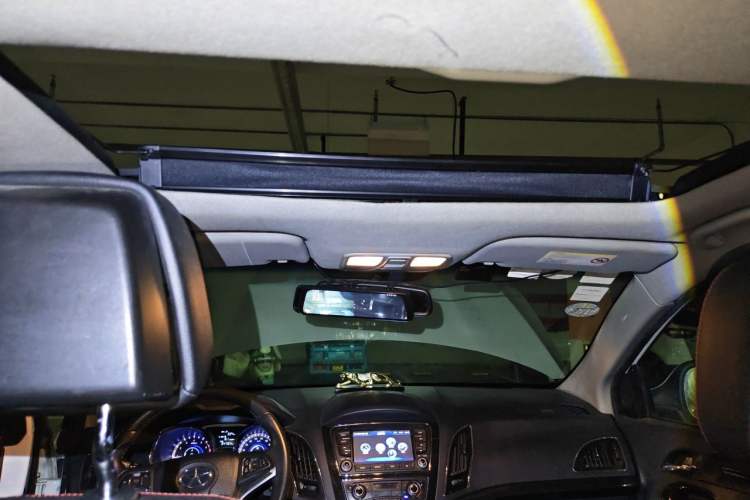 Used JAC Group Refine S5 2014 1.5T Manual Luxury Edition Headliner