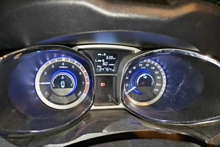 Used JAC Group Refine S5 2014 1.5T Manual Luxury Edition Odometer Close Up