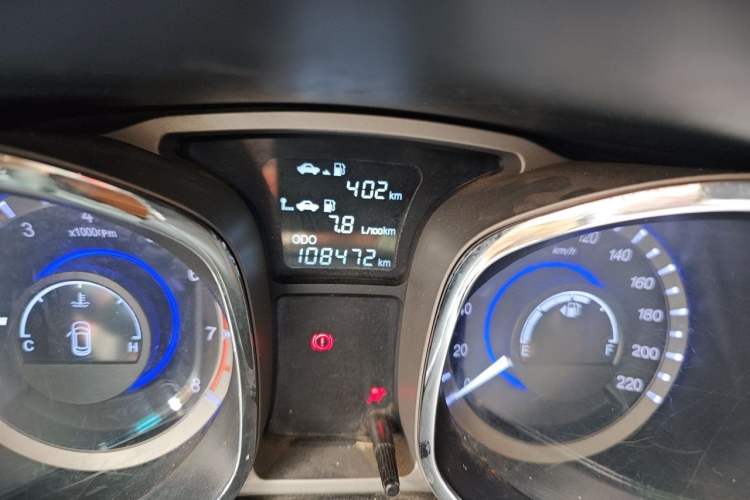 Used JAC Group Refine S5 2014 1.5T Manual Luxury Edition Odometer Close Up