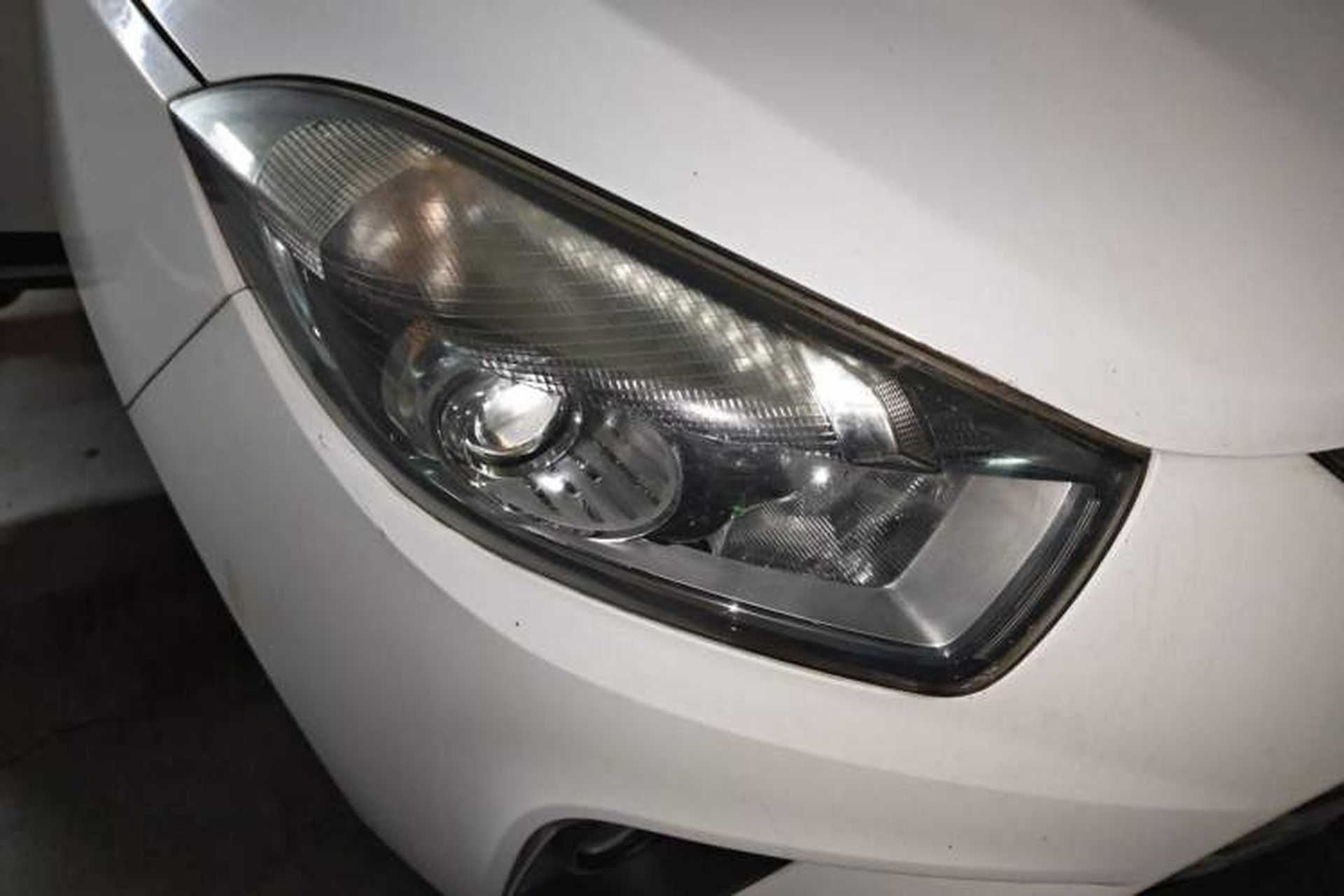 Used JAC Group Refine S5 2014 1.5T Manual Luxury Edition Right Front Headlight