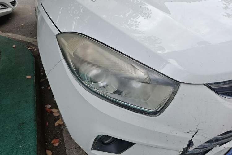 Used JAC Group Refine S5 2014 1.5T Manual Luxury Edition Right Front Headlight